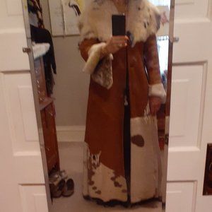 GENUINE SHEARLING FUR COAT